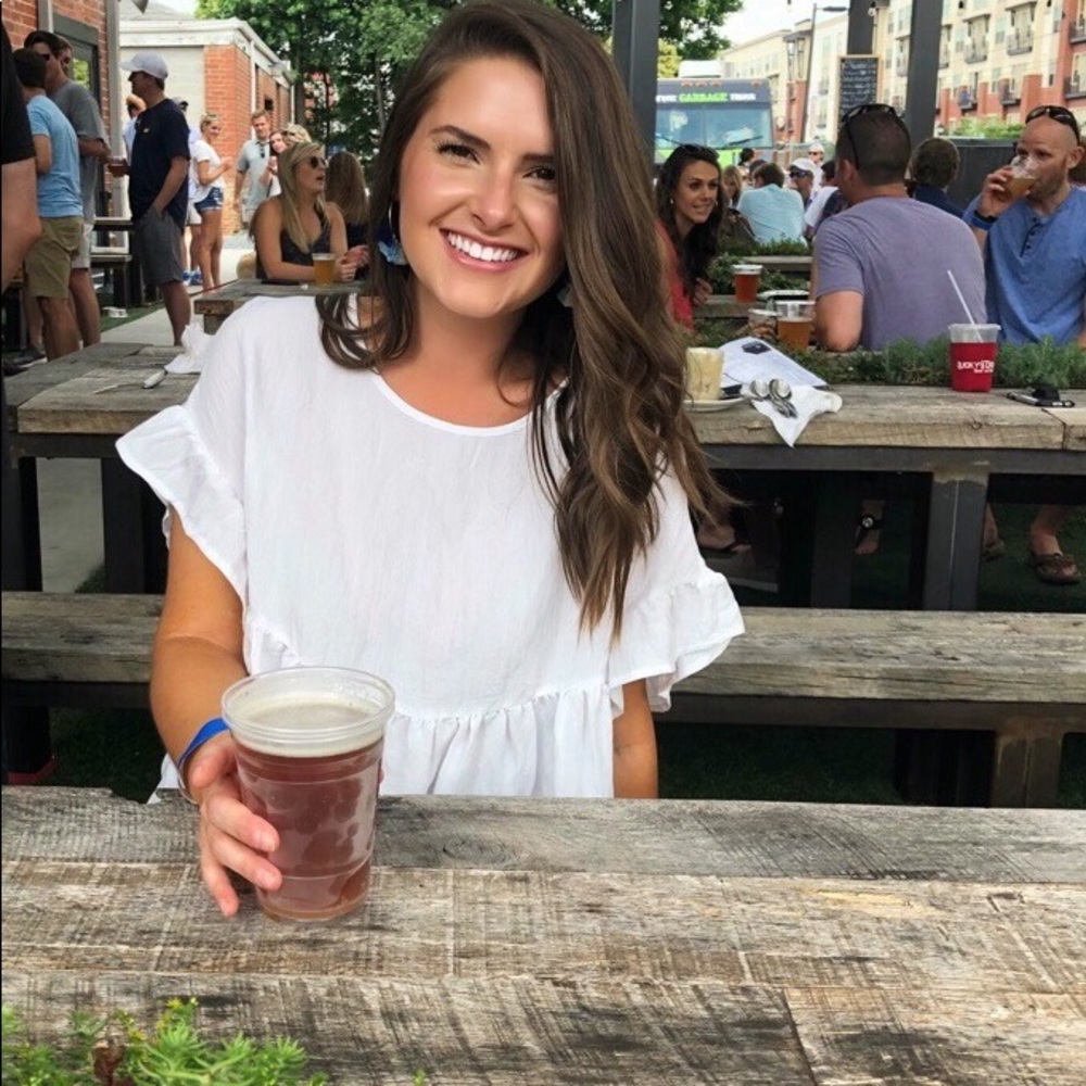 Meet your Posher, Meredith